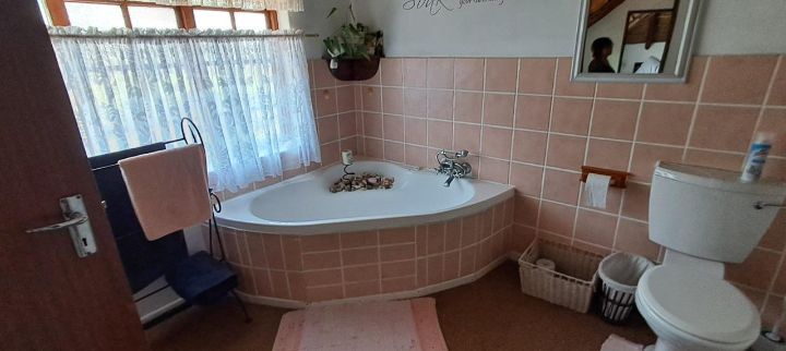 3 Bedroom Property for Sale in Hickmans River Eastern Cape
